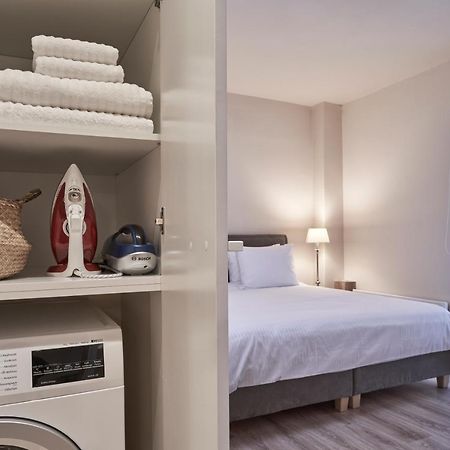 Charitos Iχ, Chic N Modern 2Bd Apt Атина Екстериор снимка