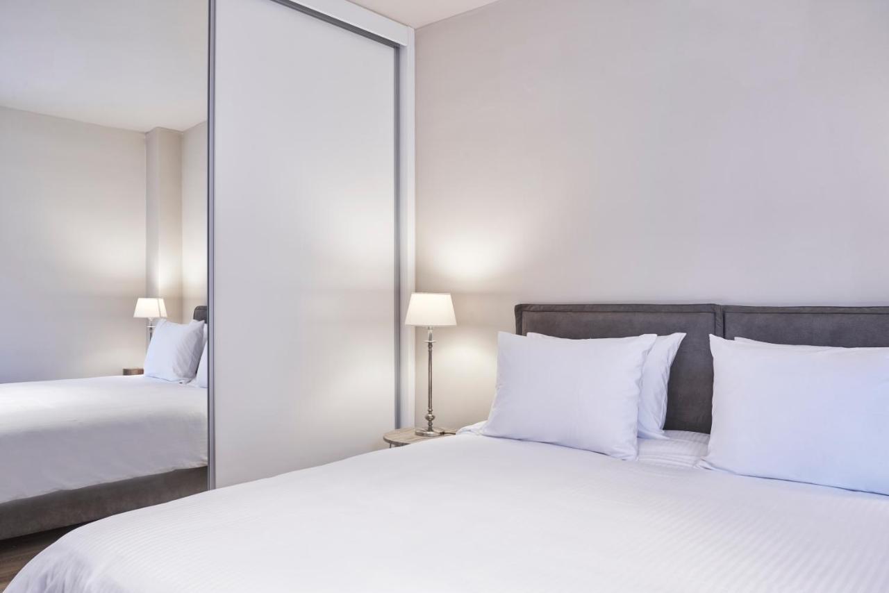 Charitos Iχ, Chic N Modern 2Bd Apt Атина Екстериор снимка